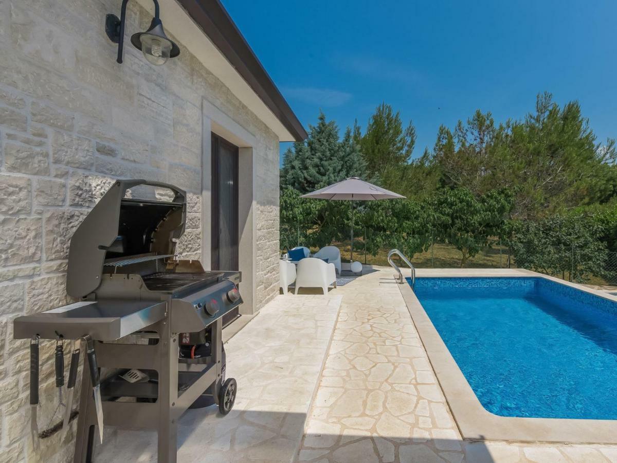Holiday Home Villa Joy By Interhome Novigrad Istria Exterior foto