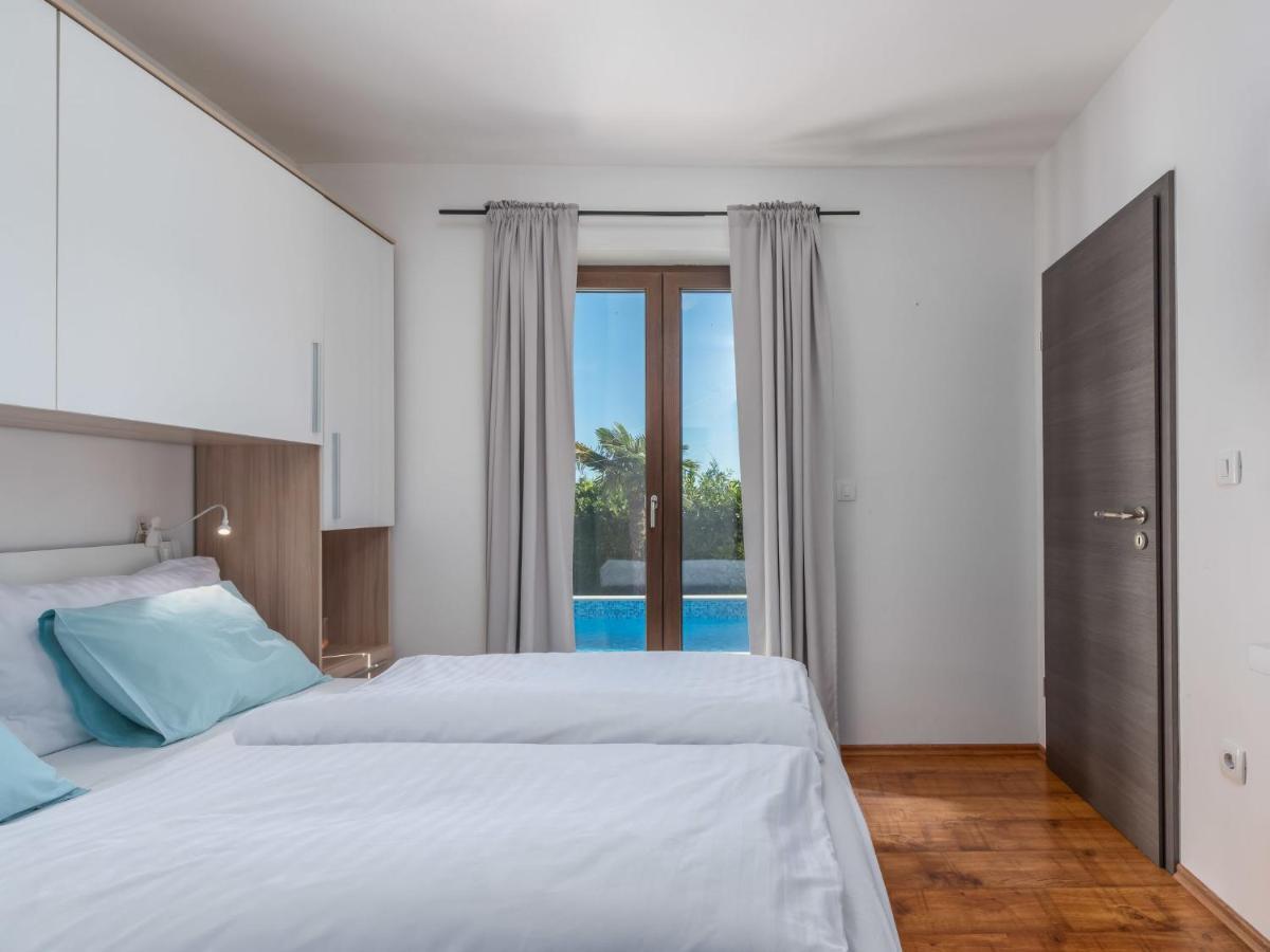 Holiday Home Villa Joy By Interhome Novigrad Istria Exterior foto